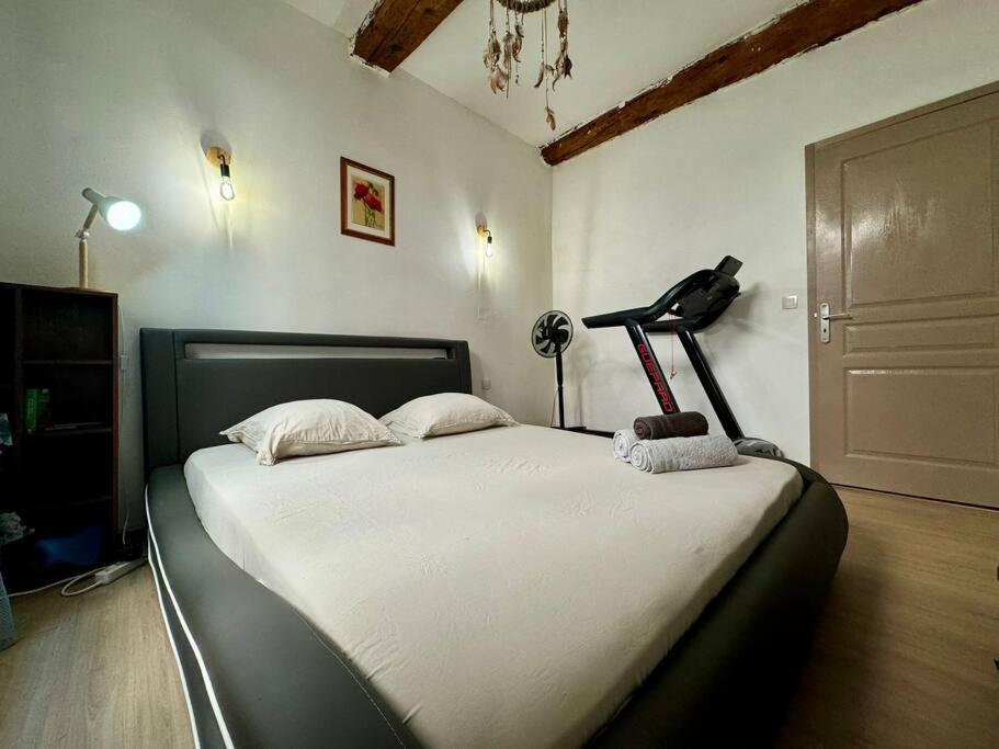 Le Refuge Du Coquelicot Apartment Beziers Luaran gambar